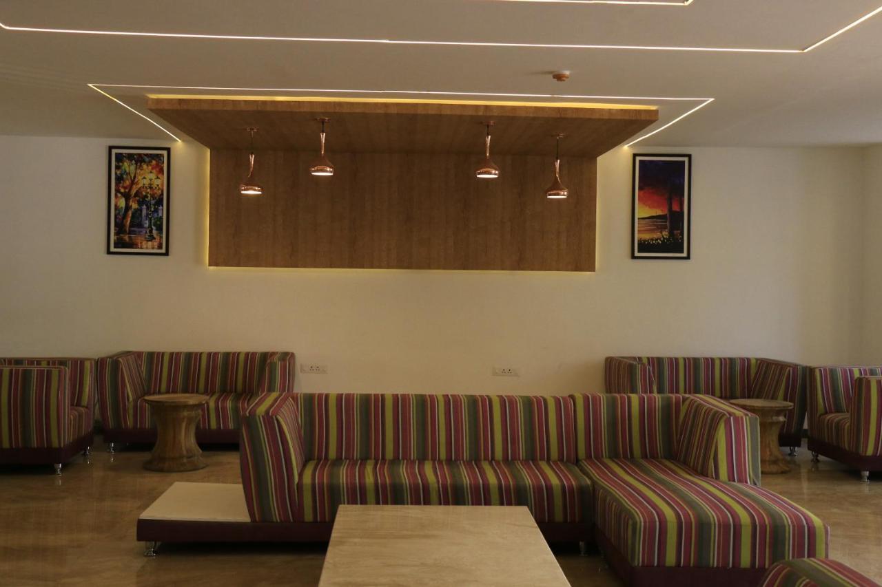 Cosmopolitan Hotels Madurai Eksteriør bilde